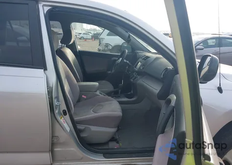 2007 Toyota Rav4 Base V6 z USA, uszkodzony, nr VIN JTMZK33V375012019